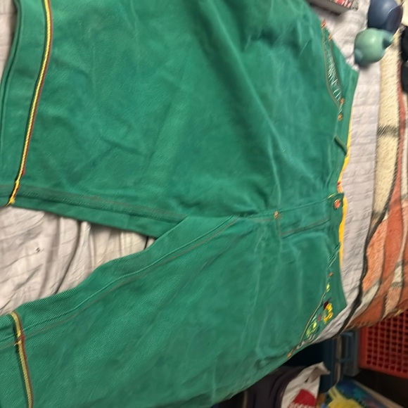 Pair of hip hop shorts by Yo Me. 40 green,  yellow lining. Never worn. Cotton - Picture 1 of 8